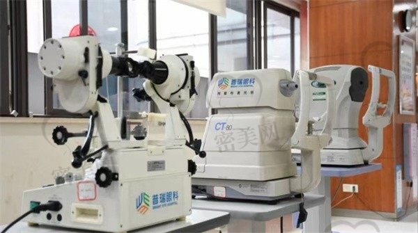 重庆市眼科医院价格收费公布，全飞秒、半飞秒、晶体植入全方面分享