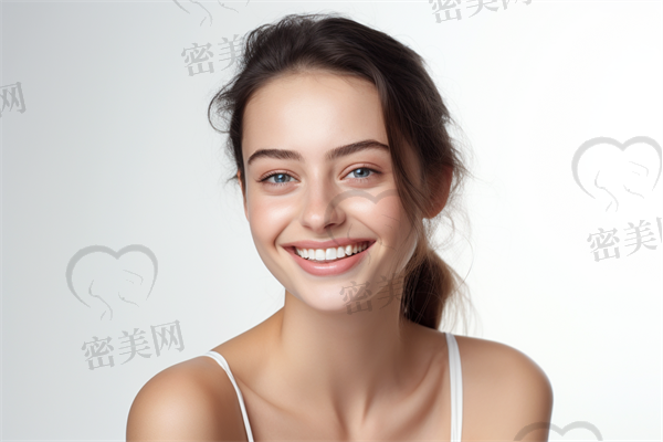 淮北时光整形美容医院的位置是否容易找到?答案是相当方便,位置十分显眼且交通便利!
