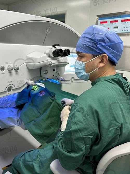 兰州大学第二医院眼科电话号码：