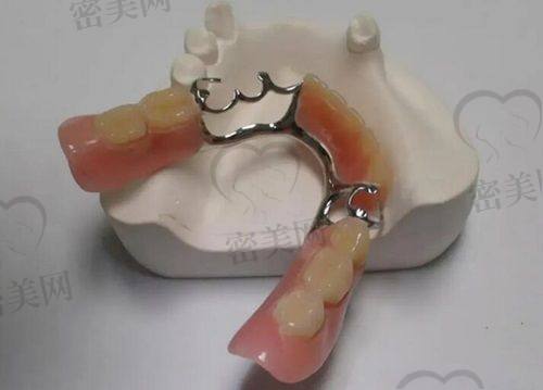 上海皓麒口腔门诊部营业时间：