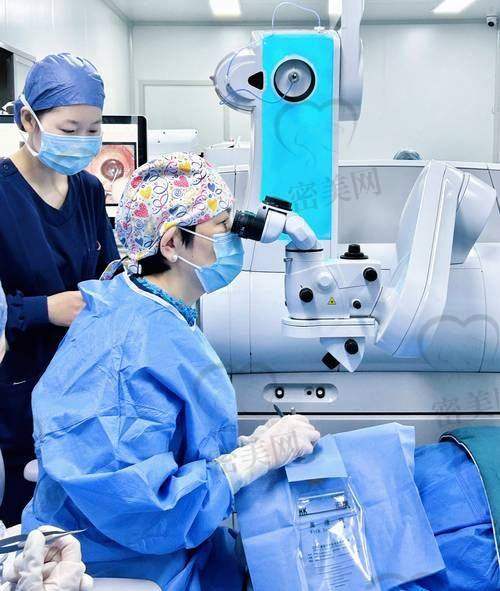 云南大学附属医院眼科全飞秒手术流程揭秘：值不值看完你就懂