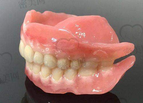 上海李秋华口腔诊所电话号码：