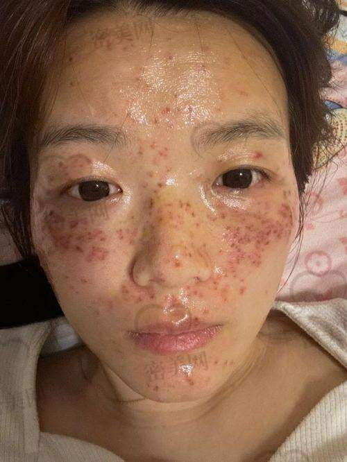 9、大连宏冠医疗美容诊所