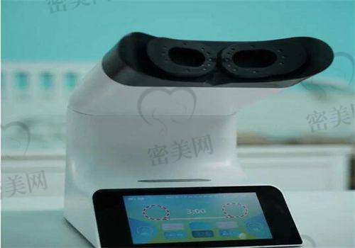 福州东南眼科代表医生实力介绍