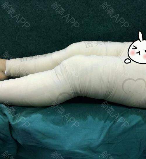 重庆华美紫馨刘天云：6800 元开启美腿“钞”能力