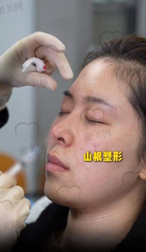 韦瑞莲医生执业信息：