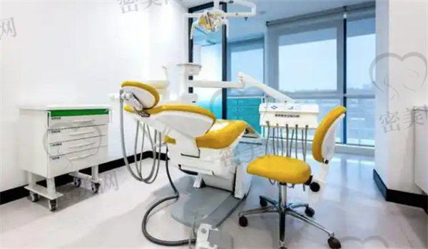 【通用环球中铁太原医院口腔科医生名单:】