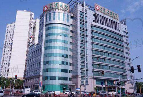 杨胤恒医生怎么预约挂号？