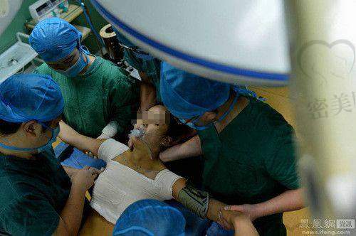 到底谁更适合彩做“璀璨”系列？