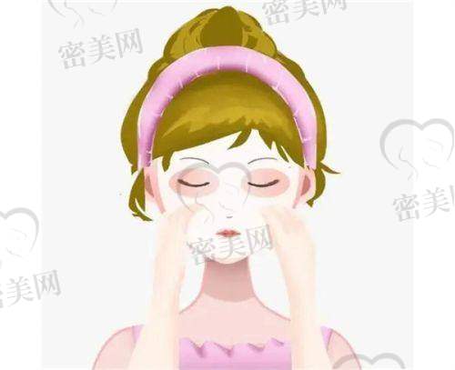 胸部整形项目迎来降价潮，曼托、妙桃均参与优惠